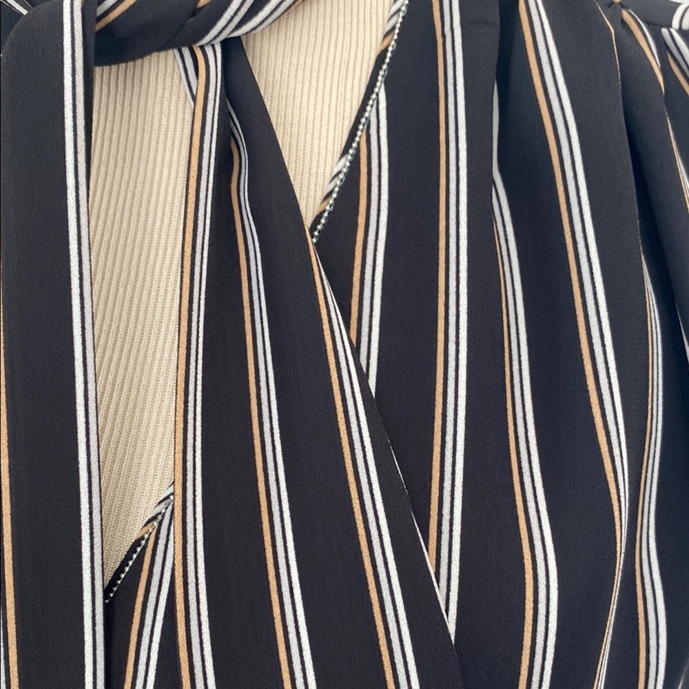 White House Black Market Striped Top Sz 4 Ball-Chain Tie-Neck Stripe Shell - Picture 3 of 9